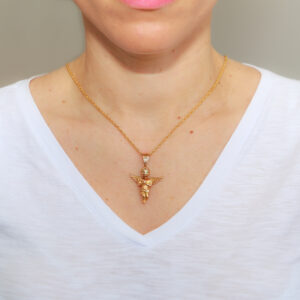 Classic Angel 3D Medium Pendant in Yellow Gold 750 with Emerald Eyes